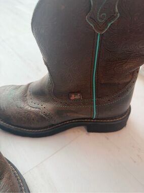 Justin Boots Brown Leather Western Boots with Teal Trim